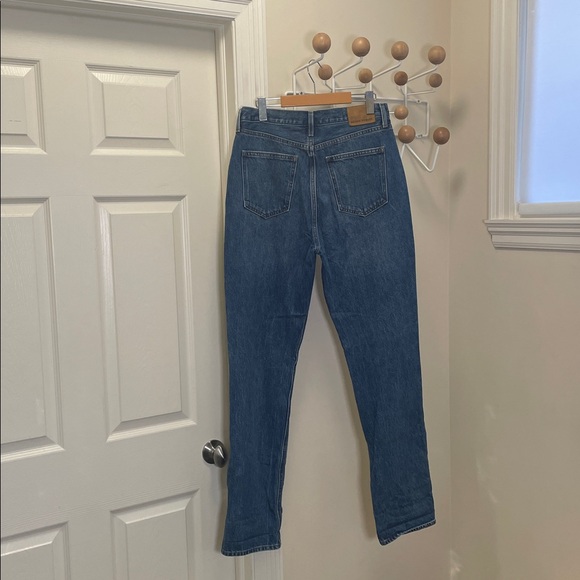 Aritzia - The Nina Stovepipe Highrise Tapered Organic Denim Jeans Blue  30 x 31 - Picture 5 of 14